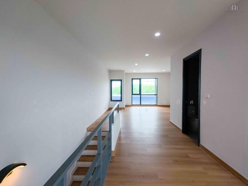 ขายถูกโฮมออฟฟิศขนาด 23.4 ตร.วา ใช้สอย 170 ตร.ม, Bangkok, Dok Mai, Prawet, Bangkok, 1 Bedroom, 170 sqm, Townhouse For Sale, by คุณเพ้ง, 500549503 - DDproperty.com