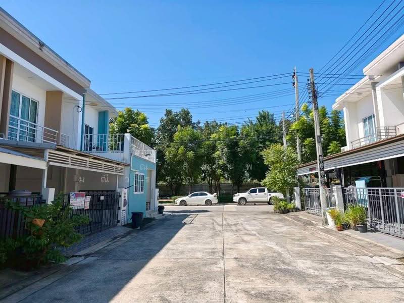 Pruksa Town Nexts Ramindra-Wongwaen : พฤกษาทาวน์ เน็กซ์ รามอินทรา-วงแหวนฯ, กรุงเทพ, ถนนพระยาสุเรนทร์, บางชัน, คลองสามวา, กรุงเทพ, 110 ตร.ม., ทาวน์เฮ้าส์ ขาย, โดย คุณ สุภาพร มณีวรรณ (ใหม่), 500549527 - DDproperty.com