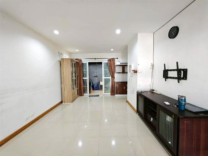 Pruksa Town Nexts Ramindra-Wongwaen, Bangkok, Phraya Suren Road, Bang Chun, Khlong Sam Wa, Bangkok, 3 Bedrooms, 110 sqm, Townhouse For Sale, by คุณ สุภาพร มณีวรรณ (ใหม่), 500549527 - DDproperty.com