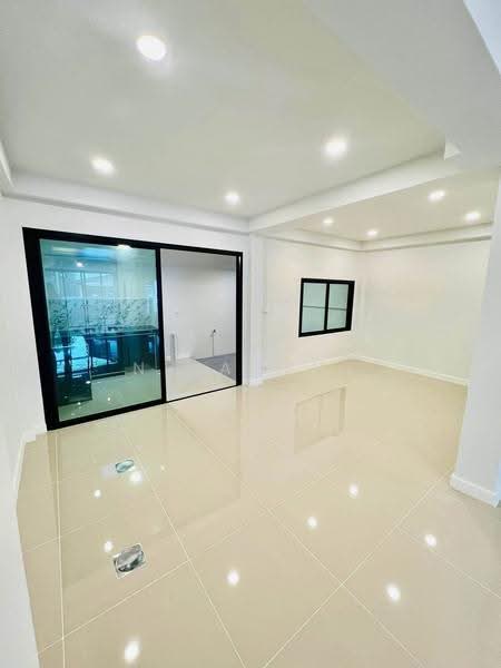 ขายทาวน์เฮาส์ แจ้งวัฒนะ–ปากเกร็ด 22, Nonthaburi, Pak Kret, Nonthaburi, 3 Bedrooms, 100 sqm, Townhouse For Sale, by NR AGENT, 500549532 - DDproperty.com