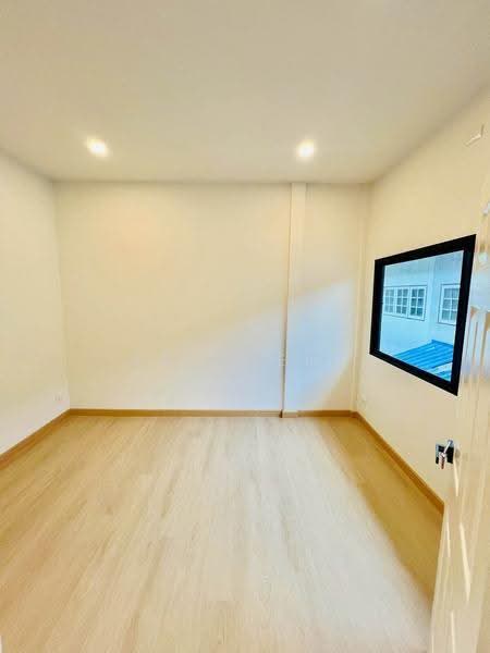ขายทาวน์เฮาส์ แจ้งวัฒนะ–ปากเกร็ด 22, Nonthaburi, Pak Kret, Nonthaburi, 3 Bedrooms, 100 sqm, Townhouse For Sale, by NR AGENT, 500549532 - DDproperty.com