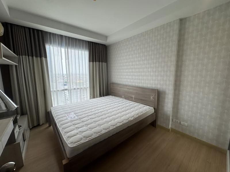 Thru Thonglor, Bangkok, Petchaburi Road, Bang Kapi, Huai Khwang, Bangkok, 1 Bedroom, 38 sqm, Condo For Rent, by Jarunat K, 500549534 - DDproperty.com