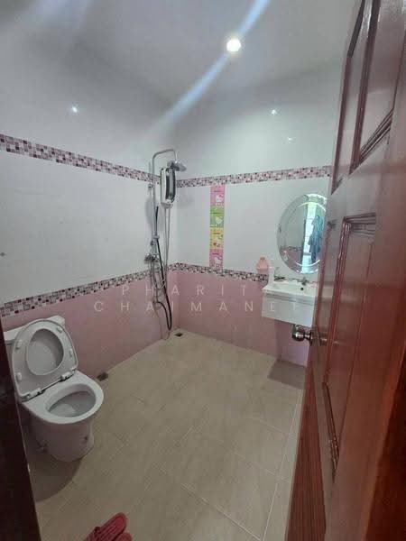 ขายบ้านนอกโครงการ, Chiang Mai, San Pa Pao, San Sai, Chiang Mai, 3 Bedrooms, 300 sqm, Single Detached House For Sale, by Pharita Chaimanee, 500549536 - DDproperty.com