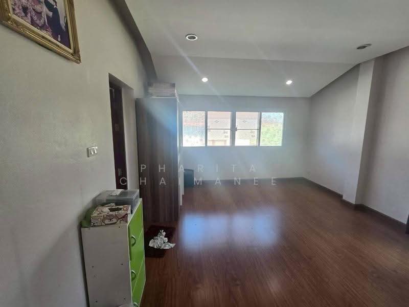 ขายบ้านนอกโครงการ, Chiang Mai, San Pa Pao, San Sai, Chiang Mai, 3 Bedrooms, 300 sqm, Single Detached House For Sale, by Pharita Chaimanee, 500549536 - DDproperty.com