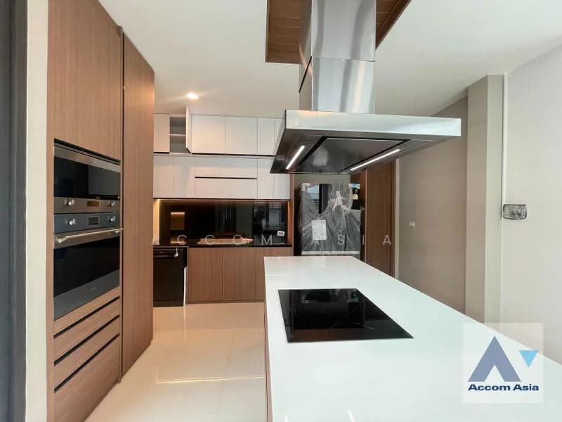 House, Bangkok, Khlong Tan Nua, Watthana, Bangkok, 3 Bedrooms, 400 sqm, Single Detached House For Rent, by Accom Asia, 500549587 - DDproperty.com