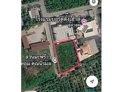 ขาย - ที่ดินเปล่า 300 ตร.ว. ที่ดิน ใกล้โรงแรมบอร์ดดิ้งเฮ้าส์ ซอยสามพราน12, นครปฐม
