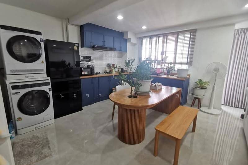 Bangkhae Condotown condominium, Bangkok, Phet Kasem, Bang Wa, Phasi Charoen, Bangkok, 3 Bedrooms, 350 sqm, Condo For Sale, by ชนะชาติ นนท์ตา, 500549618 - DDproperty.com