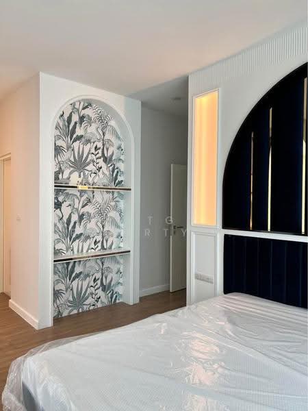 Baan Klang Muang Classe Ekkamai-Ramintra, Bangkok, Sukhonthasawat Road, Lat Phrao, Bangkok, 4 Bedrooms, 241 sqm, Single Detached House For Rent, by NTG Property House Co.,Ltd., 500549645 - DDproperty.com