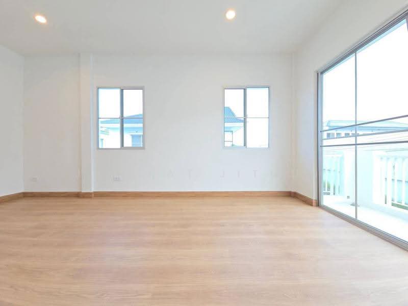 Manthana Wongwaen-Theparak, Samut Prakan, Thepharak Road, Bangphli Yai, Bang Plee, Samut Prakan, 3 Bedrooms, 160 sqm, Single Detached House For Sale, by Jutarat Jitmun, 500549667 - DDproperty.com