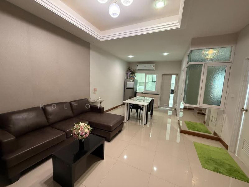 Golden Town Watcharapol-Sukhapiban 5, Bangkok, Sukhaphiban 5 Road, O-Ngoen, Sai Mai, Bangkok, 4 Bedrooms, 131 sqm, Townhouse For Rent, by Holtop Property, 500549669 - DDproperty.com
