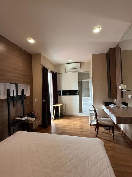 Golden Town Watcharapol-Sukhapiban 5, Bangkok, Sukhaphiban 5 Road, O-Ngoen, Sai Mai, Bangkok, 4 Bedrooms, 131 sqm, Townhouse For Rent, by Holtop Property, 500549669 - DDproperty.com