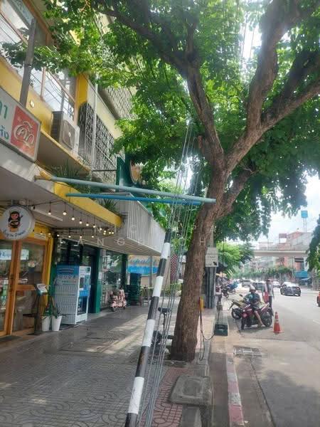 1529, Bangkok, Bang Lam Phu Lang, Khlong San, Bangkok, , 120 sqm, Shophouse For Rent, by Nichapa Tangdachsumrit, 500549708 - DDproperty.com