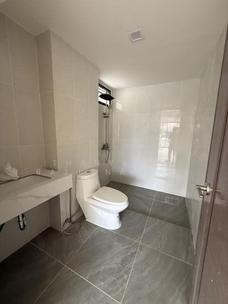 Home office Regent Ratchada for rent and sale, Bangkok, ซอยสหการประมูล, Wang Thonglang, Bangkok, , 600 sqm, Office Space For Rent, by Thanyarat Rattanaburee, 500549713 - DDproperty.com