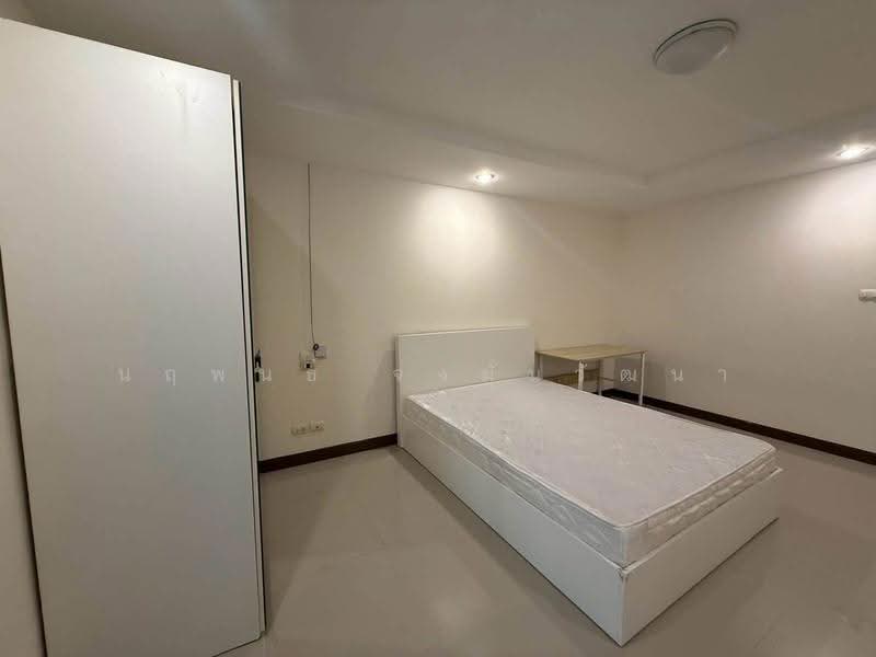 Happy Condo Ratchada 18, Bangkok, Mu Ban Yu Charoen 29 Alley, Samsen Nok, Huai Khwang, Bangkok, Studio, 28 sqm, Condo For Sale, by Narupon Jongmanwattana, 500549740 - DDproperty.com