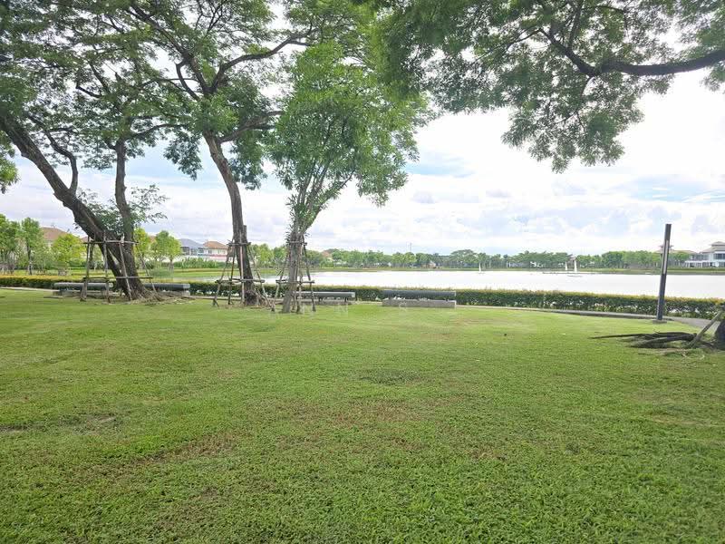 Mantana Lake Watcharapol, Bangkok, Sukhaphiban 5 Road, O-Ngoen, Sai Mai, Bangkok, 4 Bedrooms, 250 sqm, Single Detached House For Sale, by Ann S, 500549750 - DDproperty.com
