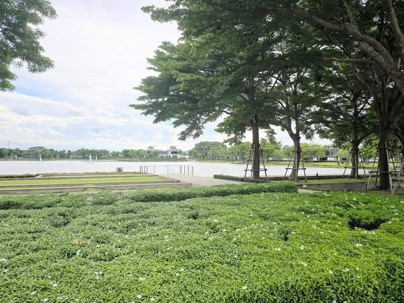 Mantana Lake Watcharapol, Bangkok, Sukhaphiban 5 Road, O-Ngoen, Sai Mai, Bangkok, 4 Bedrooms, 250 sqm, Single Detached House For Sale, by Ann S, 500549750 - DDproperty.com