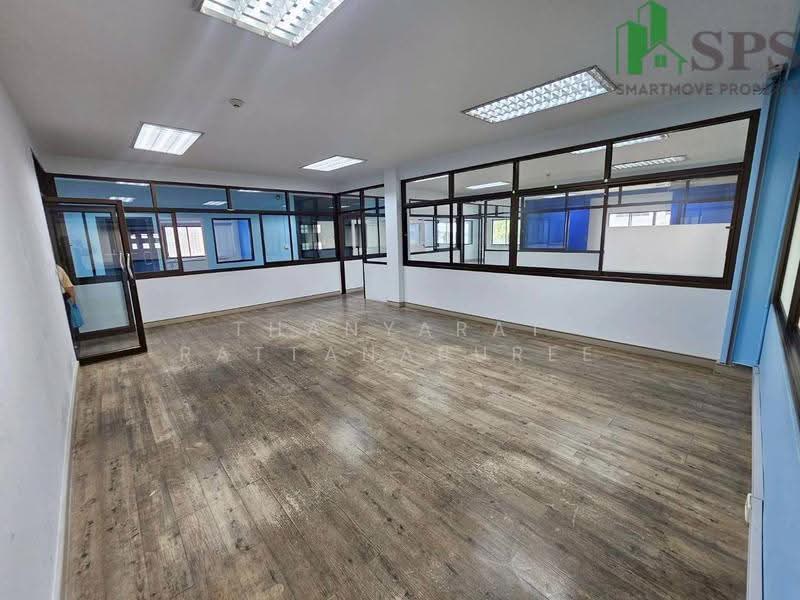 Office Building with Warehouse for Rent in a Prime Sukhumvit Udom Suk Location, Bangkok, สุขุมวิท 66/1, Bang Chak, Phra Khanong, Bangkok, , 1,015 sqm, Office Space For Rent, by Thanyarat Rattanaburee, 500549766 - DDproperty.com