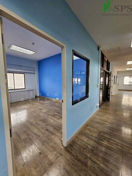 Office Building with Warehouse for Rent in a Prime Sukhumvit Udom Suk Location, Bangkok, สุขุมวิท 66/1, Bang Chak, Phra Khanong, Bangkok, , 1,015 sqm, Office Space For Rent, by Thanyarat Rattanaburee, 500549766 - DDproperty.com