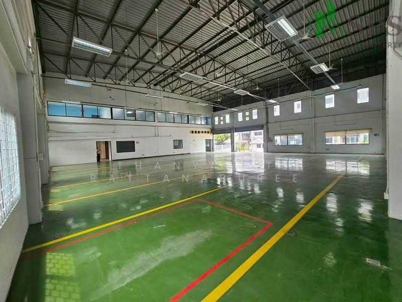 Office Building with Warehouse for Rent in a Prime Sukhumvit Udom Suk Location, Bangkok, สุขุมวิท 66/1, Bang Chak, Phra Khanong, Bangkok, , 1,015 sqm, Office Space For Rent, by Thanyarat Rattanaburee, 500549766 - DDproperty.com