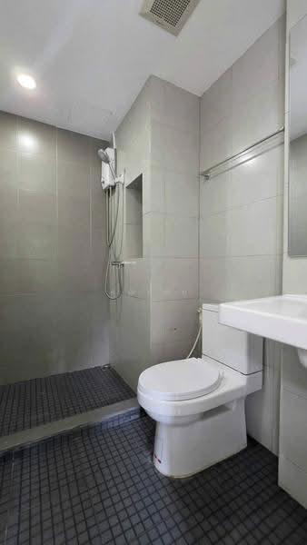 Elio Del Ray, Bangkok, 95 Sukhumvit 64 Road, Bang Chak, Phra Khanong, Bangkok, 2 Bedrooms, 45 sqm, Condo For Sale, by คุณปอย, 500549777 - DDproperty.com