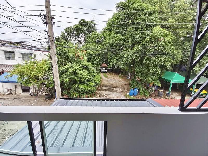 บ้านสวย ตรงข้ามสวน 3 ห้องนอน หมู่บ้านเรวดี 3 ซอยเรวดี 57 ติวานนท์ ใกล้กระทรวงสาธารณะสุข, นนทบุรี, ติวานนท์, ตลาดขวัญ, เมืองนนทบุรี, นนทบุรี, 100 ตร.ม., ทาวน์เฮ้าส์ ขาย, โดย บุษบากร (เจี๊ยบ), 500549786 - DDproperty.com