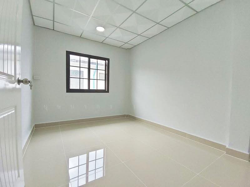 บ้านสวย ตรงข้ามสวน 3 ห้องนอน หมู่บ้านเรวดี 3 ซอยเรวดี 57 ติวานนท์ ใกล้กระทรวงสาธารณะสุข, นนทบุรี, ติวานนท์, ตลาดขวัญ, เมืองนนทบุรี, นนทบุรี, 100 ตร.ม., ทาวน์เฮ้าส์ ขาย, โดย บุษบากร (เจี๊ยบ), 500549786 - DDproperty.com