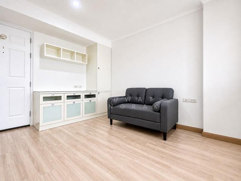 Lumpini Ville Sukhumvit 77, Bangkok, Sukhumvit 77 Road, Suan Luang, Bangkok, 1 Bedroom, 35 sqm, Condo For Rent, by Panuwat Ruangrak, 500549797 - DDproperty.com