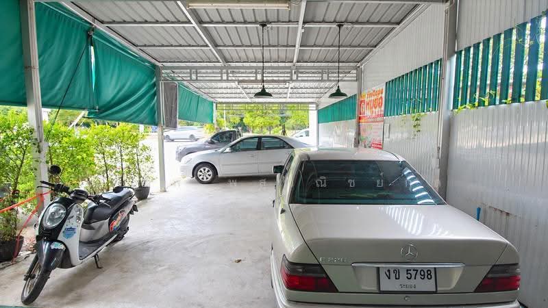 ขายอาคารพาณิชย์ห้องริม 3.5 ชั้น ติดถนนสุขุมวิท ห้วยโป่ง ระยอง 57.5 ตร.วา ใกล้โรงพยาบาลเฉลิมพระเกียรต, ระยอง, ห้วยโป่ง, เมืองระยอง, ระยอง, 295 ตร.ม., ตึกแถว-อาคารพาณิชย์ ขาย, โดย สุเทพ พสุวณิชย์กุล, 500549826 - DDproperty.com