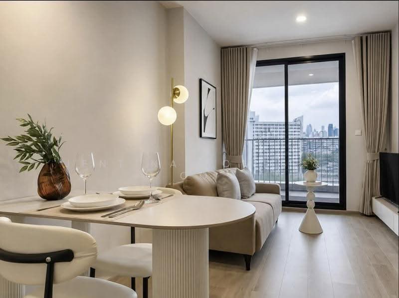THE CROWN Residences, Bangkok, Rama 4 Road, Thung Maha Mek, Sathon, Bangkok, 1 Bedroom, 37 sqm, Condo For Rent, by Jentina Homes & Co, 500549903 - DDproperty.com