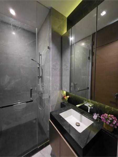 28 Chidlom, Bangkok, 28 Chit Lom Alley, Lumphini, Pathum Wan, Bangkok, 2 Bedrooms, 74 sqm, Condo For Rent, by Oraya Fortney, 500549915 - DDproperty.com