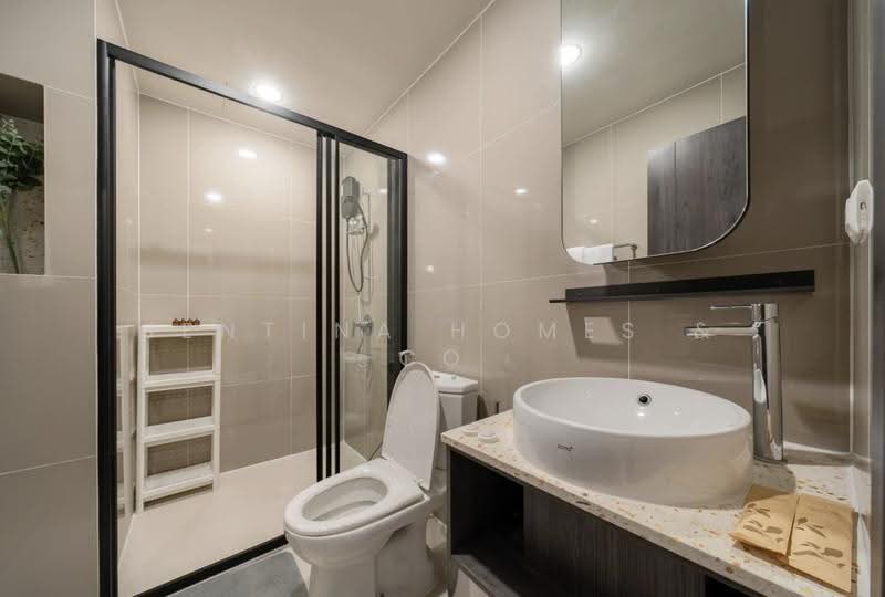 XT Huaikhwang, Bangkok, 244 Ratchadaphisek Road, Huai Khwang, Bangkok, 2 Bedrooms, 55 sqm, Condo For Rent, by Jentina Homes & Co, 500549923 - DDproperty.com