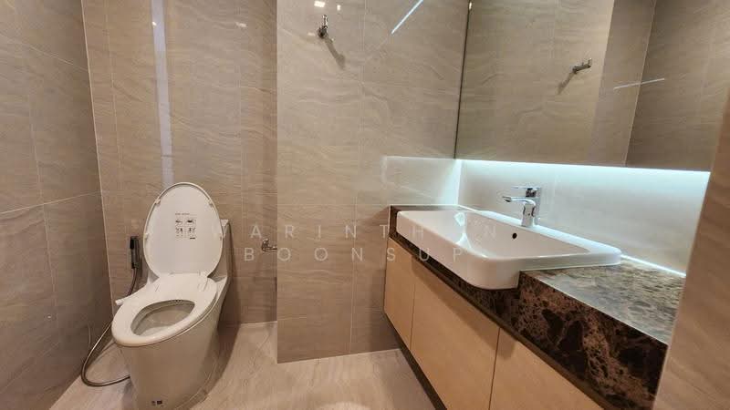 Noble State 39, Bangkok, 35 Soi Sukhumvit 39, Khlong Tan Nua, Watthana, Bangkok, 2 Bedrooms, 58 sqm, Condo For Rent, by Warinthon Boonsup, 500549954 - DDproperty.com