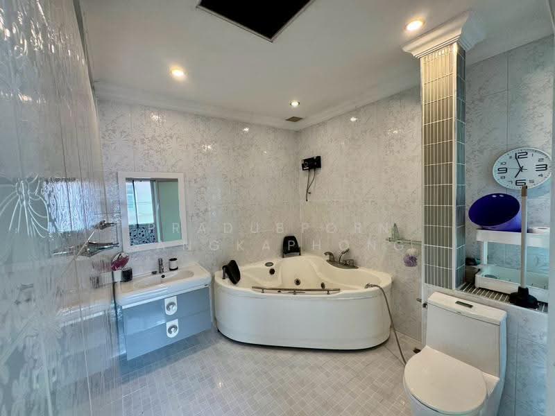 Moobaan Parichard 345, Pathum Thani, 345 Road, Bang Khu Wat, Muang Pathum Thani, Pathum Thani, 3 Bedrooms, 220 sqm, Single Detached House For Sale, by PRADUBPORN SANGKAPHONG, 500549983 - DDproperty.com