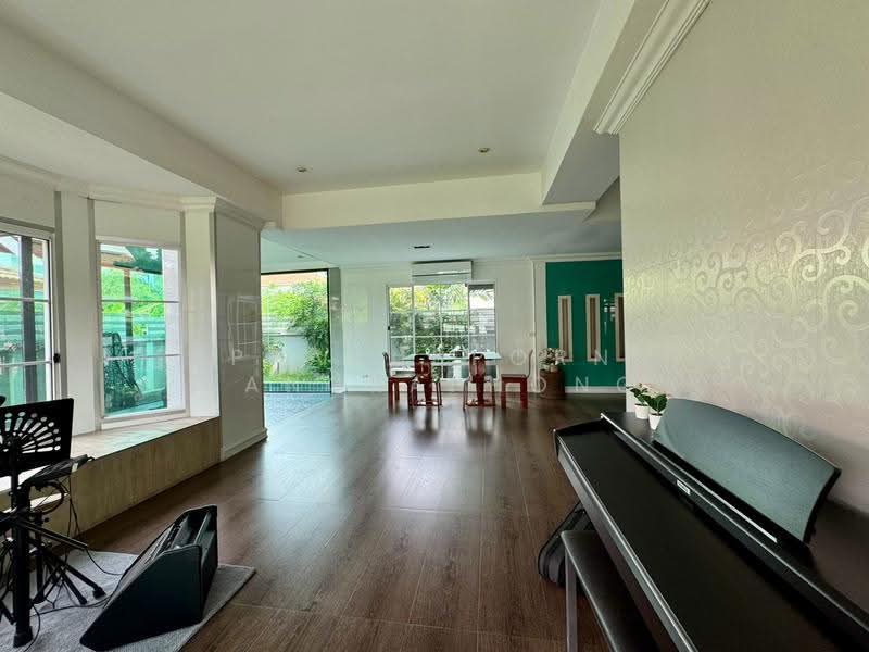 Moobaan Parichard 345 : หมู่บ้านปาริชาติ 345, ปทุมธานี, ถนน 345, บางคูวัด, เมืองปทุมธานี, ปทุมธานี, 220 ตร.ม., บ้านเดี่ยว ขาย, โดย PRADUBPORN SANGKAPHONG, 500549983 - DDproperty.com