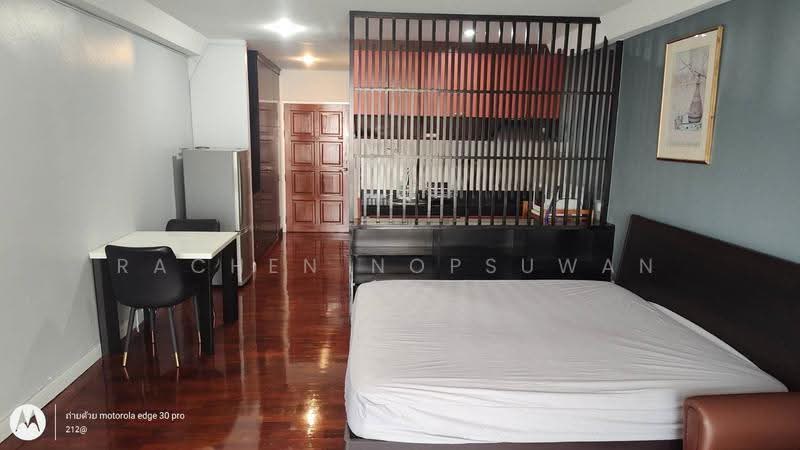 J.C. Tower, Bangkok, Soi Sukhumvit 55, Khlong Tan Nua, Watthana, Bangkok, Studio, 43 sqm, Condo For Rent, by Rachen Nopsuwan, 500549987 - DDproperty.com