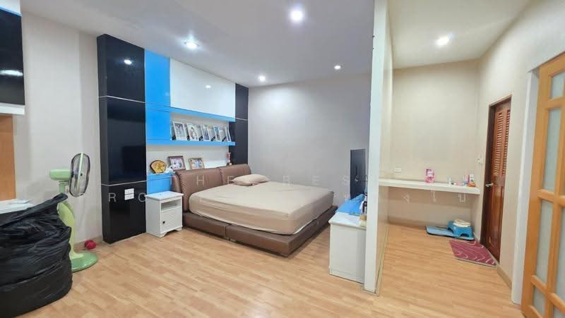 บ้านเดี่ยวพร้อมโกดังในเมือง ร้อยเอ็ด, Roi Et, Nai Muang, Muang Roi Et, Roi Et, 6 Bedrooms, 150 sqm, Single Detached House For Sale, by The Best Property ทองใบ, 500549991 - DDproperty.com