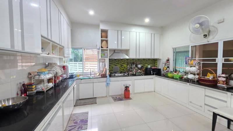 บ้านเดี่ยวพร้อมโกดังในเมือง ร้อยเอ็ด, Roi Et, Nai Muang, Muang Roi Et, Roi Et, 6 Bedrooms, 150 sqm, Single Detached House For Sale, by The Best Property ทองใบ, 500549991 - DDproperty.com