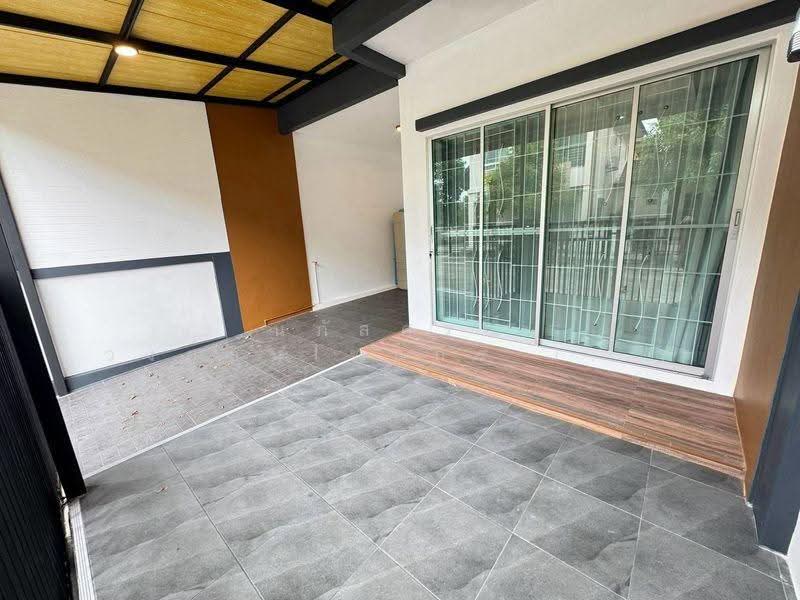 Temsiri Village Nongchok-Chueam Samphan, Bangkok, Soi Chueam Samphan 11, Krathum Rai, Nong Chok, Bangkok, 3 Bedrooms, 80 sqm, Townhouse For Sale, by นภัสศรณ์ วงศ์สินไทยกร (นันท์), 500550019 - DDproperty.com