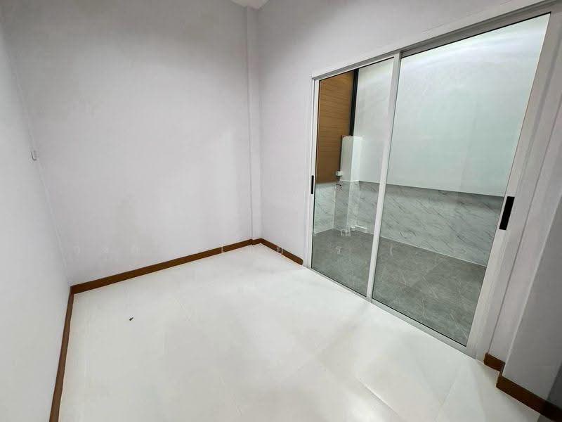 Temsiri Village Nongchok-Chueam Samphan, Bangkok, Soi Chueam Samphan 11, Krathum Rai, Nong Chok, Bangkok, 3 Bedrooms, 80 sqm, Townhouse For Sale, by นภัสศรณ์ วงศ์สินไทยกร (นันท์), 500550019 - DDproperty.com