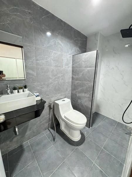 Temsiri Village Nongchok-Chueam Samphan, Bangkok, Soi Chueam Samphan 11, Krathum Rai, Nong Chok, Bangkok, 3 Bedrooms, 80 sqm, Townhouse For Sale, by นภัสศรณ์ วงศ์สินไทยกร (นันท์), 500550019 - DDproperty.com