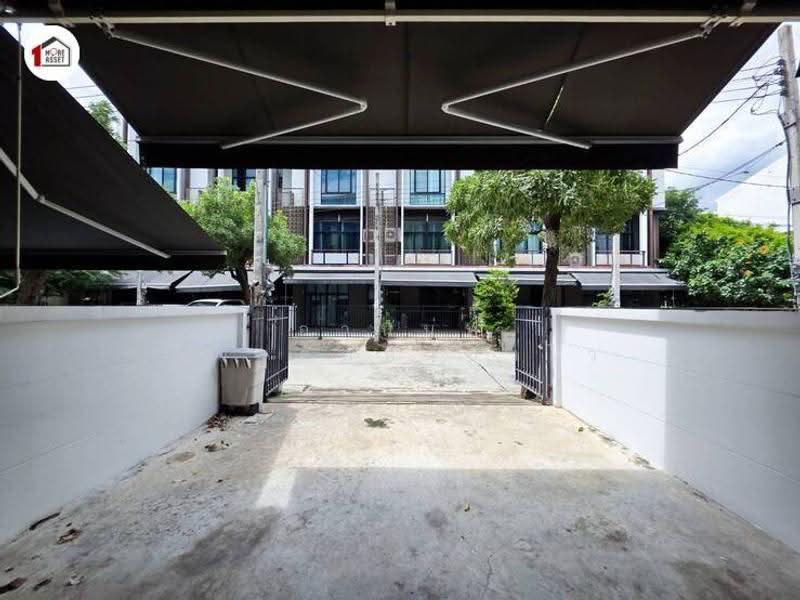 Flora Wongsawang, Nonthaburi, Krungthep-Nonthaburi Road, Bang Khen, Muang Nonthaburi, Nonthaburi, 4 Bedrooms, 190 sqm, Townhouse For Sale, by อานันท์ ขจรศักดิ์ว่องไว, 500550060 - DDproperty.com