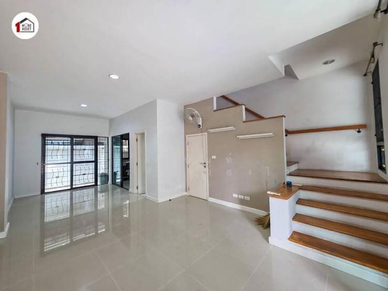 Flora Wongsawang, Nonthaburi, Krungthep-Nonthaburi Road, Bang Khen, Muang Nonthaburi, Nonthaburi, 4 Bedrooms, 190 sqm, Townhouse For Sale, by อานันท์ ขจรศักดิ์ว่องไว, 500550060 - DDproperty.com