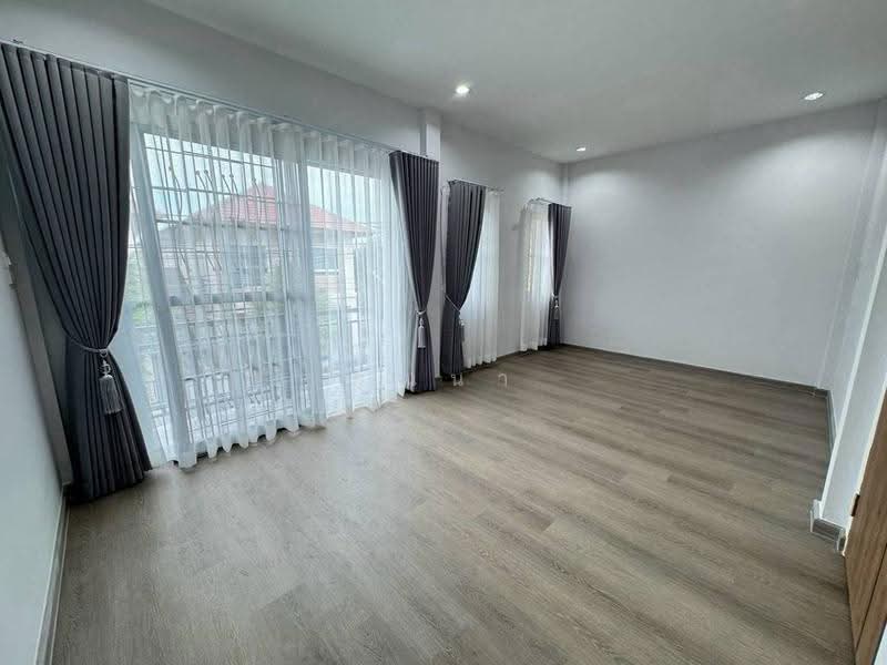 Temsiri Village Nongchok-Chueam Samphan, Bangkok, Soi Chueam Samphan 11, Krathum Rai, Nong Chok, Bangkok, 3 Bedrooms, 70 sqm, Townhouse For Sale, by คุณนา, 500550082 - DDproperty.com