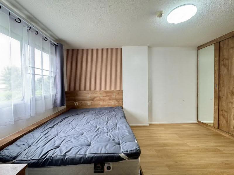 Lumpini Condo Town Romklao-Suvarnabhumi, Bangkok, Rom Klao Road 1, Khlong Sam Prawet, Lat Krabang, Bangkok, Studio, 22 sqm, Condo For Rent, by ดลภัทร เพชรจรัสชัย, 500550101 - DDproperty.com