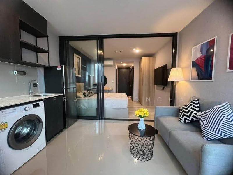 XT Huaikhwang, Bangkok, 244 Ratchadaphisek Road, Huai Khwang, Bangkok, 1 Bedroom, 29 sqm, Condo For Rent, by Keerati Poonchai, 500550173 - DDproperty.com