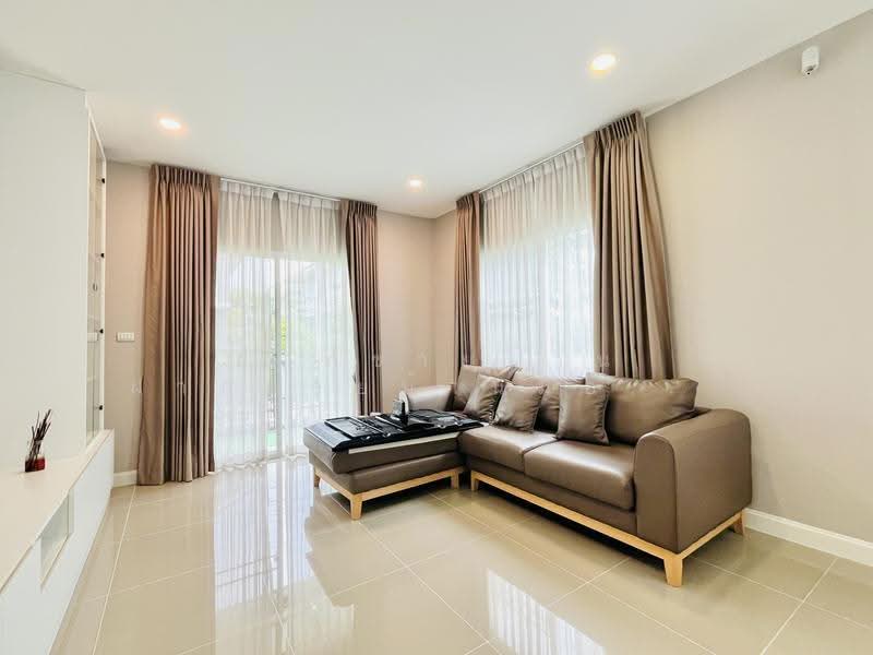 Perfect Place Sukhumvit 77-Suvarnabhumi, Samut Prakan, Lat Krabang Road, Rachathewa, Bang Plee, Samut Prakan, 3 Bedrooms, 150 sqm, Single Detached House For Sale, by ฝากขายบ้าน ฝากขายบ้านมือสอง ฝากขายอสัง Realty HuB, 500550174 - DDproperty.com