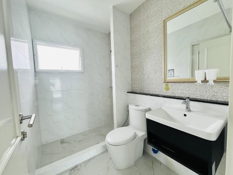 Perfect Place Sukhumvit 77-Suvarnabhumi : เพอร์เฟค เพลส สุขุมวิท77-สุวรรณภูมิ, สมุทรปราการ, ถนนลาดกระบัง, ราชาเทวะ, บางพลี, สมุทรปราการ, 150 ตร.ม., บ้านเดี่ยว ขาย, โดย ฝากขายบ้าน ฝากขายบ้านมือสอง ฝากขายอสัง Realty HuB, 500550174 - DDproperty.com
