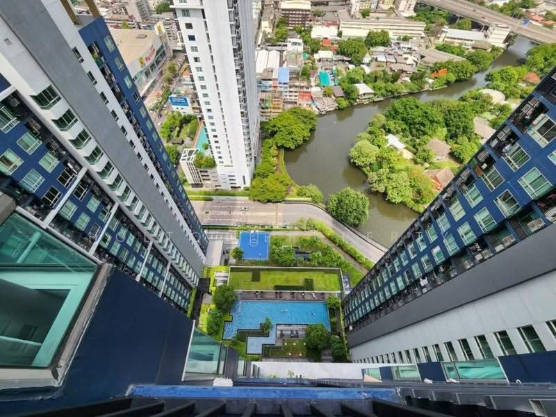 The Base Sukhumvit 77, Bangkok, 289 Sukhumvit 77 Road, Phra Kanong Nua, Watthana, Bangkok, 1 Bedroom, 31 sqm, Condo For Rent, by Holtop Property, 500550194 - DDproperty.com