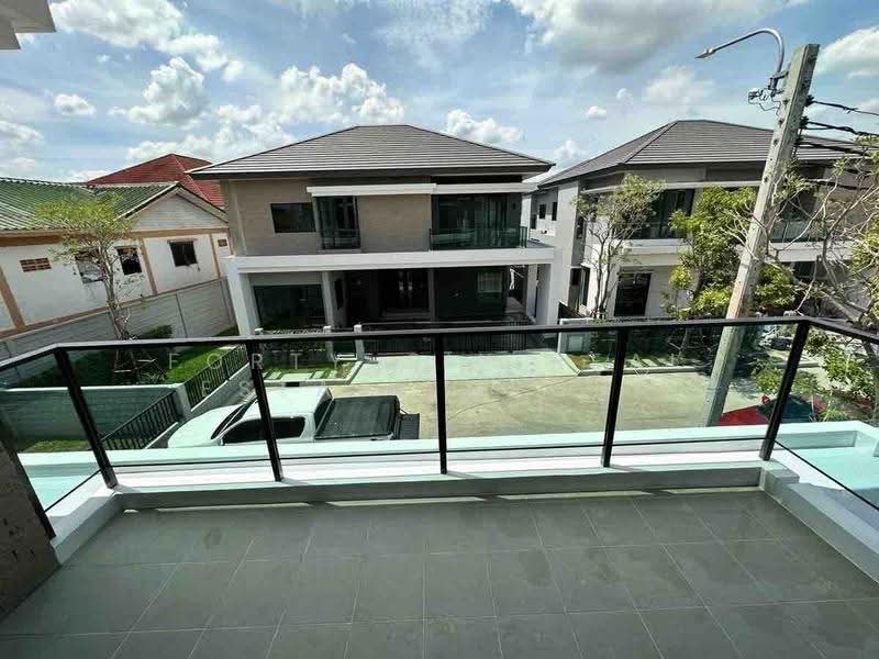 The City Rama 9-Ramkhamhaeng, Bangkok, Srinakarin - Rom Klao Road, Saphan Sung, Bangkok, 4 Bedrooms, 286 sqm, Single Detached House For Rent, by Forty-Six Real Estate Group, 500550195 - DDproperty.com