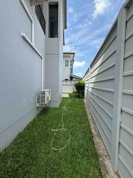 The City Rama 9-Ramkhamhaeng, Bangkok, Srinakarin - Rom Klao Road, Saphan Sung, Bangkok, 4 Bedrooms, 286 sqm, Single Detached House For Rent, by Forty-Six Real Estate Group, 500550195 - DDproperty.com